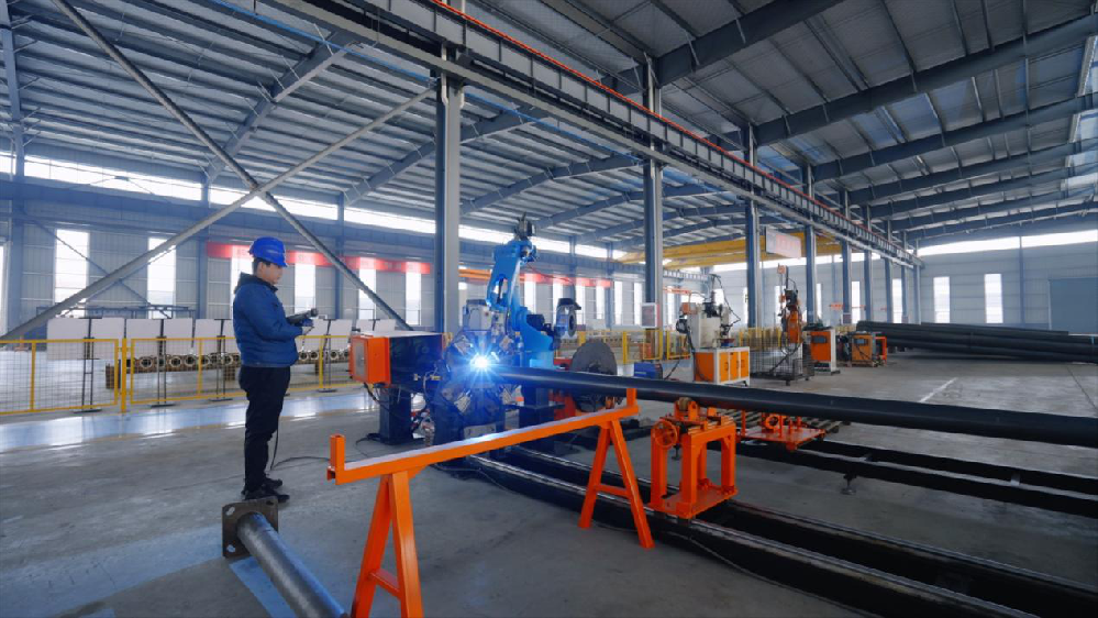 Robot welding equipment